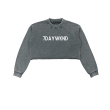 Load image into Gallery viewer, Snow Washed 7daywknd Cropped Sweatshirt
